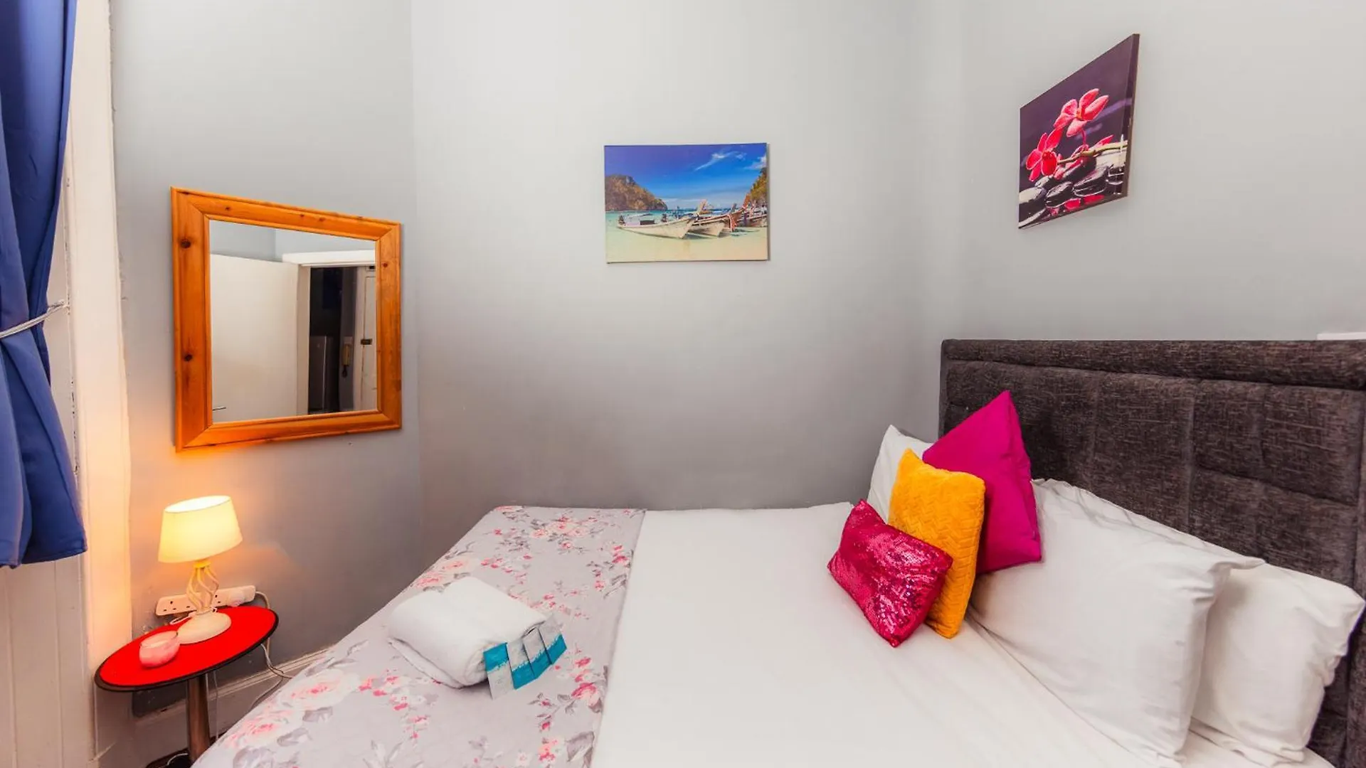 Warm 1 Bed Apartment By Holyrood Palace And Park! Edinburgh
