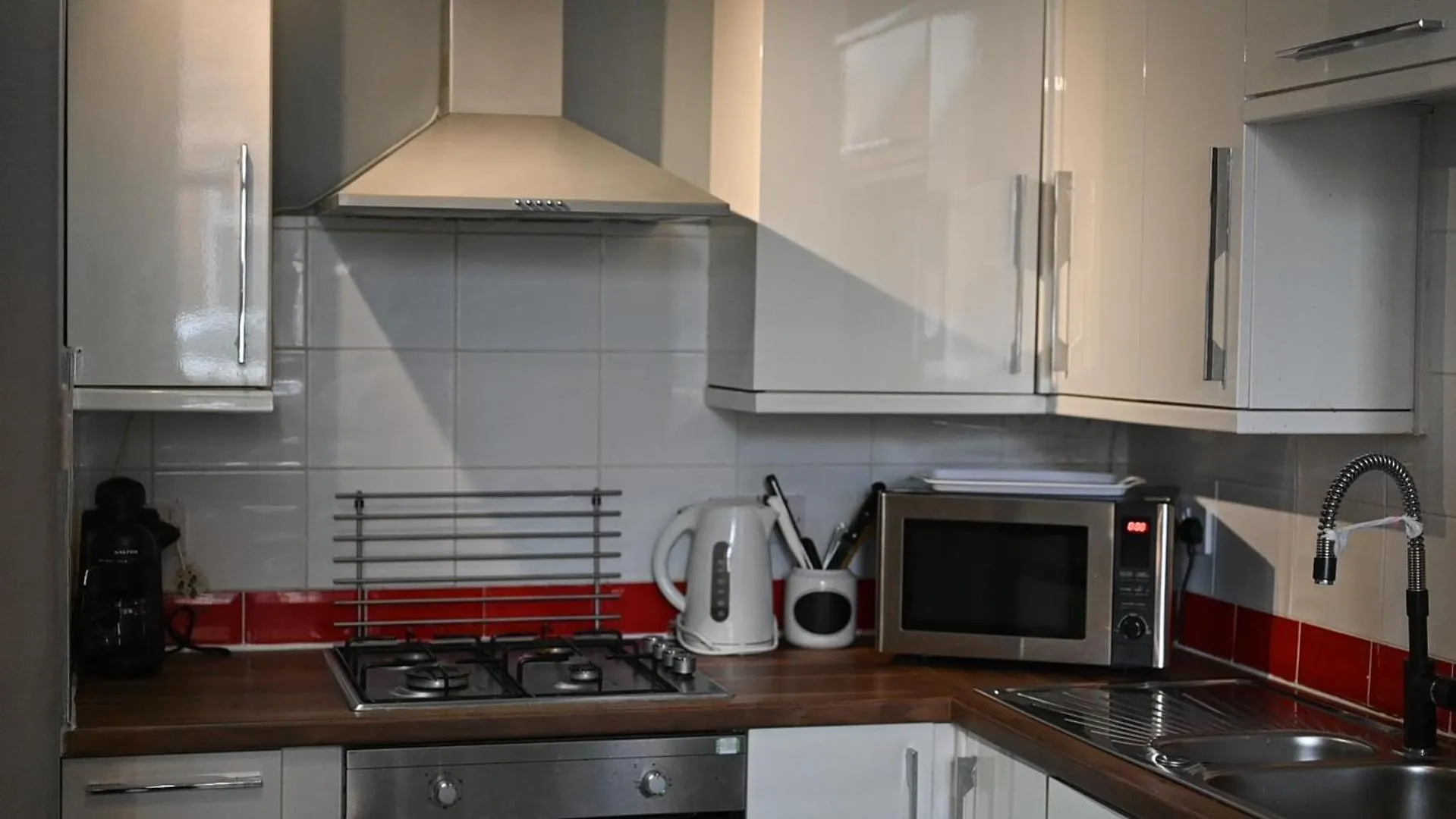 Warm 1 Bed Apartment By Holyrood Palace And Park! Edinburgh